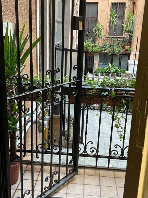 Nel Quartiere Bayres Suite Completamente Rinnovata Milano Exteriör bild
