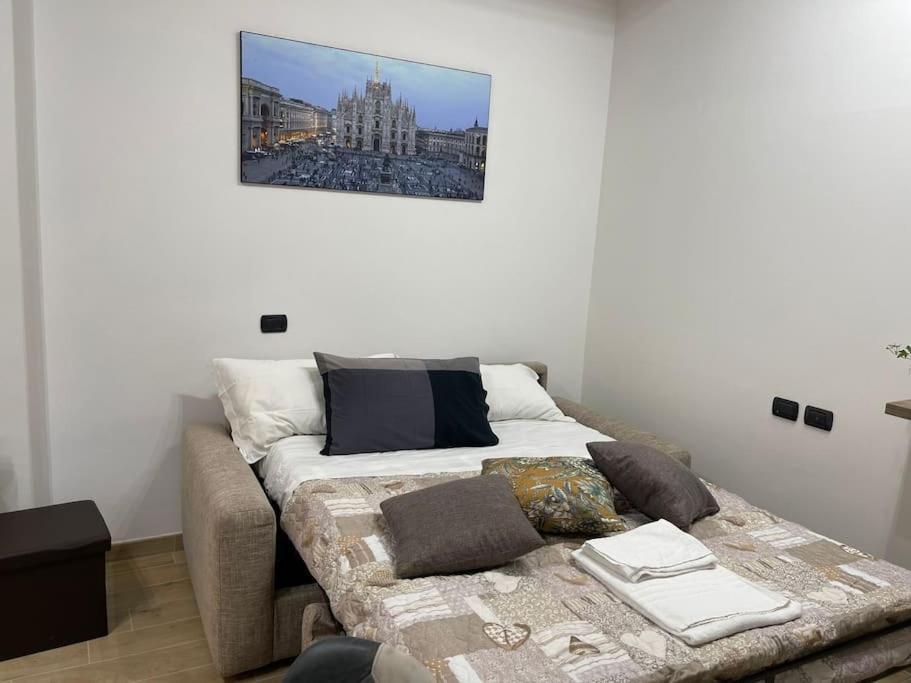 Nel Quartiere Bayres Suite Completamente Rinnovata Milano Exteriör bild