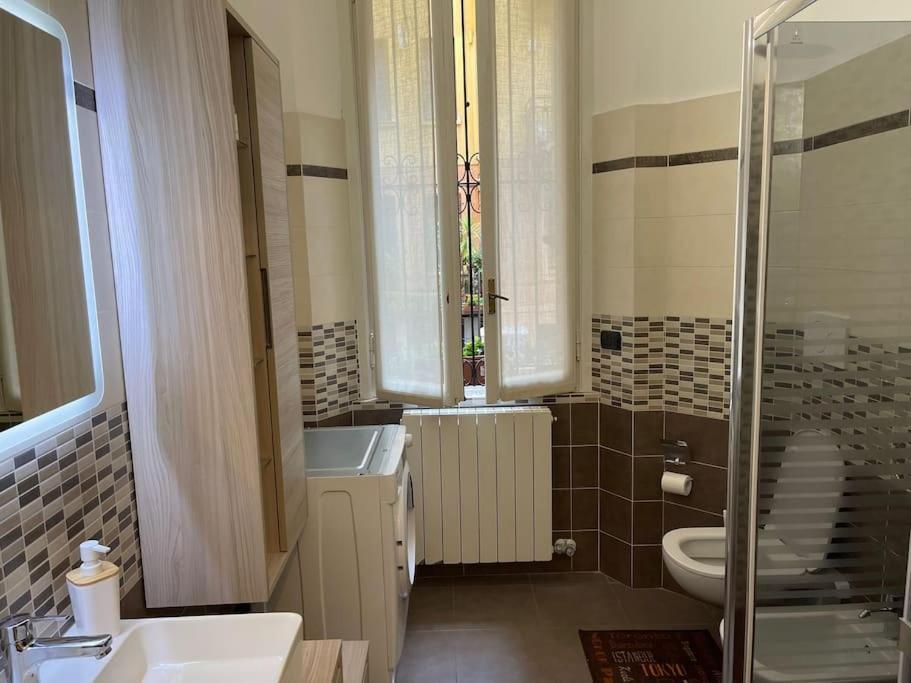 Nel Quartiere Bayres Suite Completamente Rinnovata Milano Exteriör bild