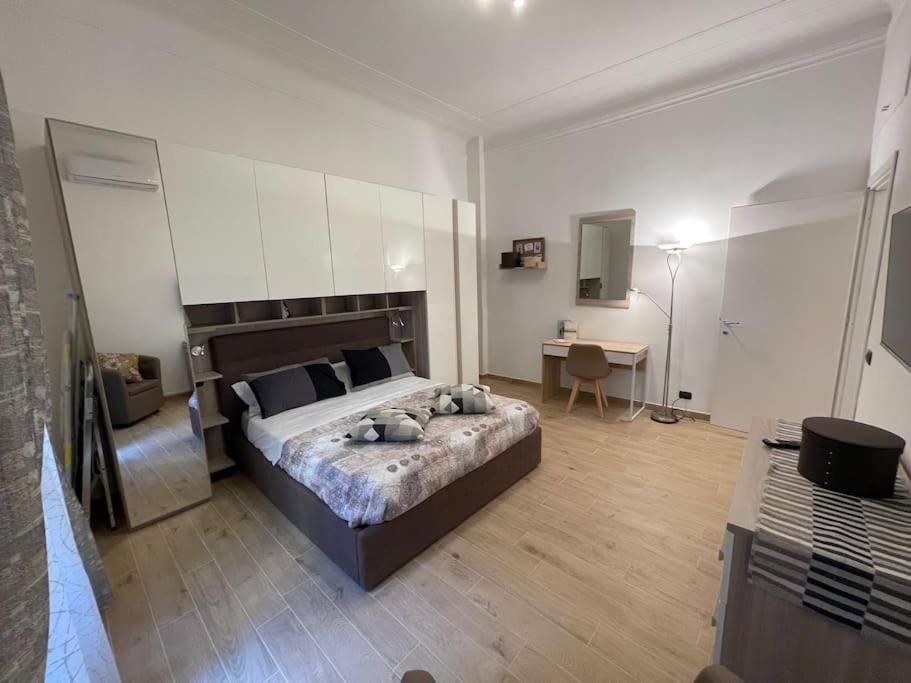 Nel Quartiere Bayres Suite Completamente Rinnovata Milano Exteriör bild
